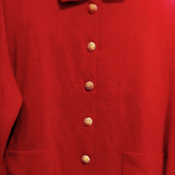 Vintage Classic Red 2 PC Skirt Suit Gold Buttons NWOT - Picture 3 of 5